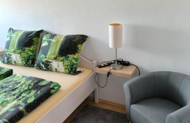 Im Herzen von Wiesdorf- Blick auf das BAYER-KREUZ -Appartement mit 2 Schlafzimmern & 3 Betten-für 4 Personen -Zentral gelegen - Friedrich Ebert Platz 5a , 4te Etage -kein Aufzug -Lift- Dachterrasse und Sauna - Kaution Pflicht - - Foto 34