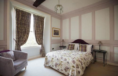 Elegant Pembrokeshire Country House - Sleeps 17 - Photo 8