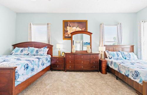 Lion of the Beach - Photo 45