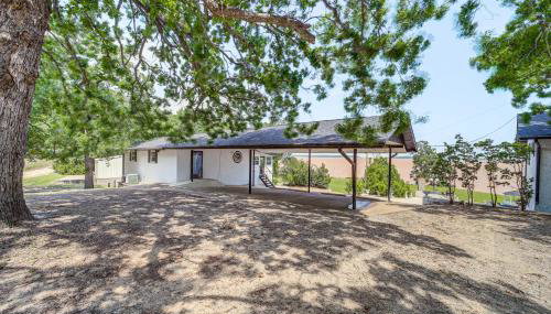 Waterfront Lake Eufaula Home Dock and Beach Access! - Foto 2