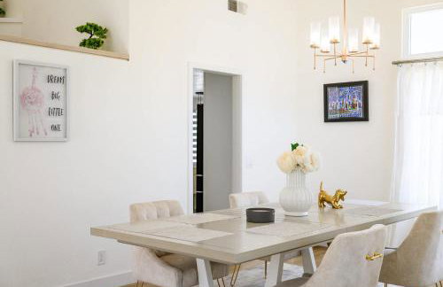 Luxe Spacious Home Near Parks Fully Equipped - Foto 39