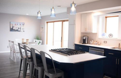 Cast away with kayaks a game room a fire pit and views - Foto 8