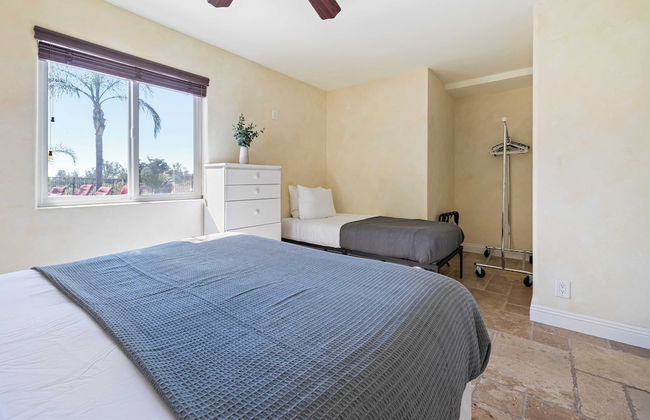 Chardonnay Charm by Avantstay Luxe Group Retreat w/ Pool Mins to Wineries - Foto 24