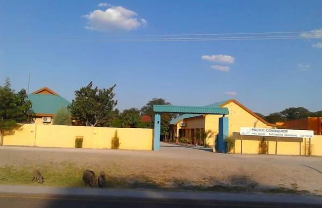 Pacific Conqueror Self Catering Units - Foto 37