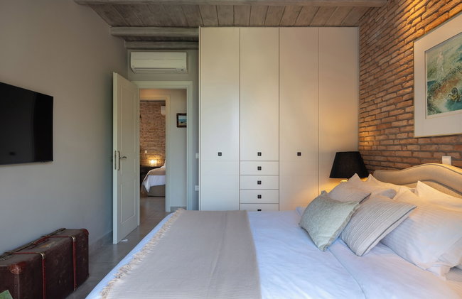 Tyros Boutique Houses - Photo 18