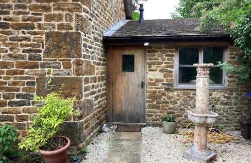 Beautiful Thatched Cottage with Piano - Foto 13