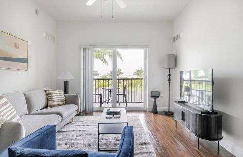 Blueground Miramar pool nr CB Smith Park MIA-156 - Foto 3