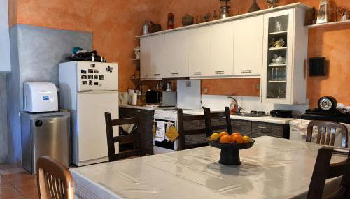 VATHIA TOWER 1894-Stone Mani Heaven near the Beach - Foto 4, stove, dishwasher, toaster