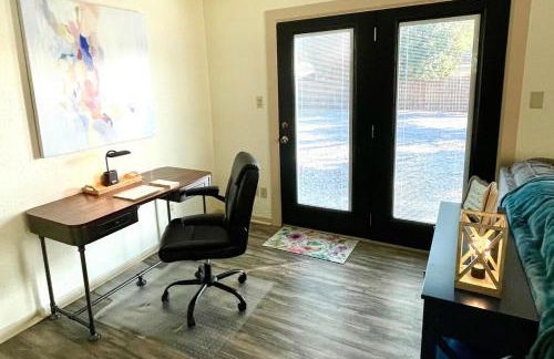 Cheerful Watercolors in 2BR Cottage - Foto 4