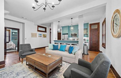 Historic loft in the heart of lively downtown Galveston and close to the Strand - Foto 1