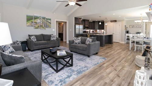 Spacious Hazel Green Home with Fireplace, Yard! - Foto 4