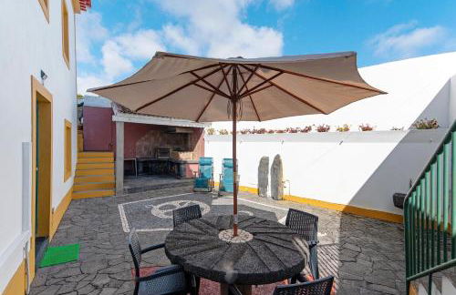 Casa do Largo - Acores - Photo 1