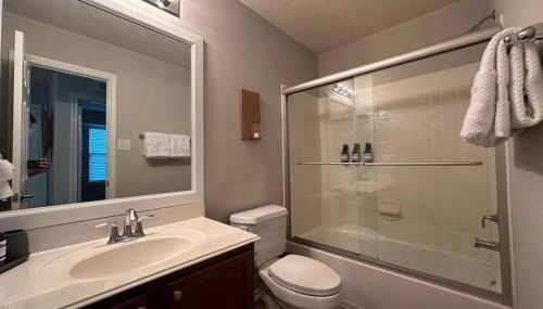 Cozy townhome in The Woodlands - Photo 2