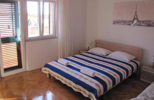 Family friendly house with a swimming pool Sibenik - 24444 - Foto 14