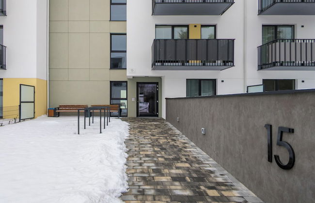 Rustic Style Apartment by Renters - Photo 33