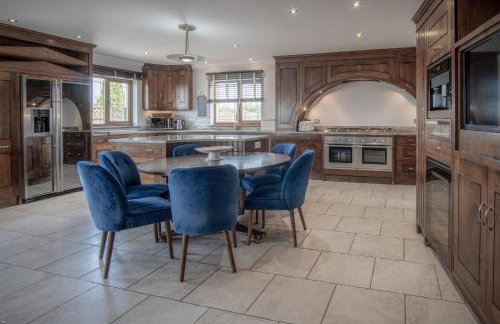 Knights Rest - 4 Bed Holiday Home - Princes Gate - Foto 53