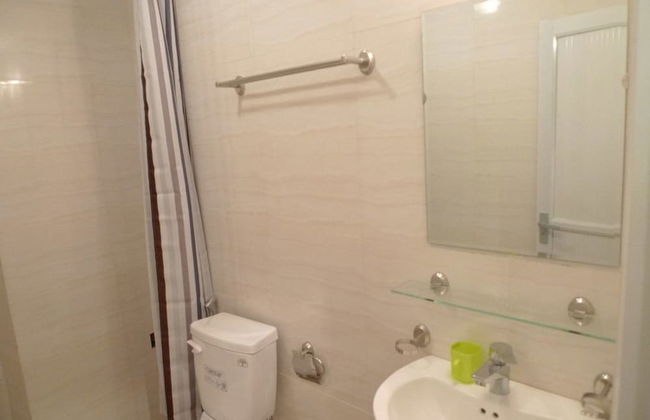 Lotus House - Photo 25