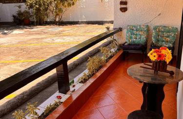 Cantinho de Vó em Itaúna - Passos da praia na melhor localização com Ar Condicionado e estacionamento - Foto 2