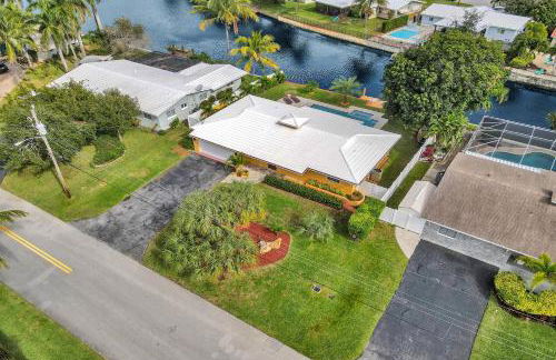 New! Waterfront Heated Pool & Jacuzzi 2 mi to Beach - Fishing Pier Relaxing SPA & Hammock - Photo 35