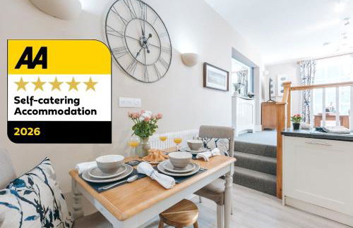 Ironbridge View Townhouse - WINNER 2026 UK MOST PICTURESQUE SELF-CATERING HOLIDAY HOME & 2026 SELF-CATERING ACCOMMODATION OF THE YEAR - Foto 5