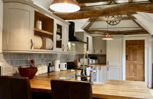 Cotswolds Grade II Listed Barn & underfloor heating - Foto 13