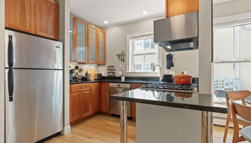 Cozy 2 Bed Apt - Foto 5, stove, dishwasher, toaster