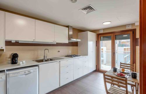 Modern 2 bedroom apt 20 min from city center - Foto 10