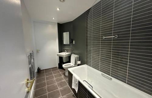 Liverpool Hatton Garden 1 & 2 Bedroom Apartments - WiFi & Secure Parking - Foto 8