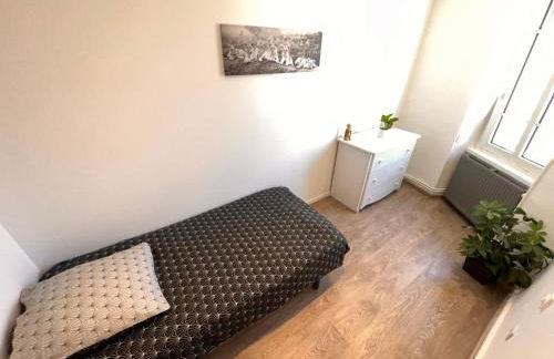 Appartement centre-ville très spacieux avec 4 chambres - Foto 16