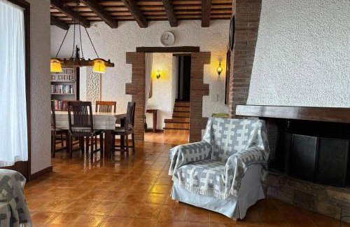 Casa con Gran Jardín Privado y Piscina Comunitaria en Torroella de Montgrí - ES-323-44 - Foto 14