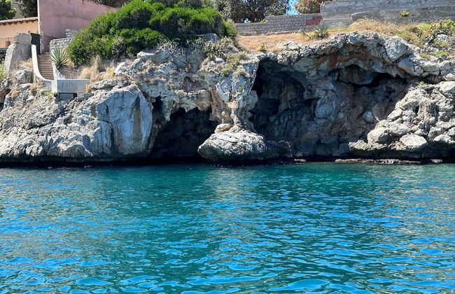 Passeio de barco pela Grotta della Regina - Foto 3