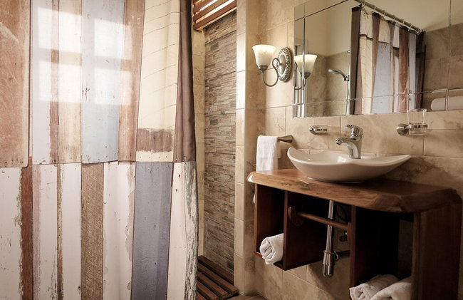 Presidents Suite, Knocking on Cuba - Photo 21