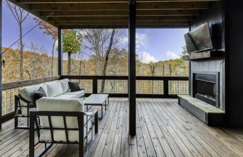 Modern Rustic Cabin with Sprawling Views and Hot Tub - Foto 44