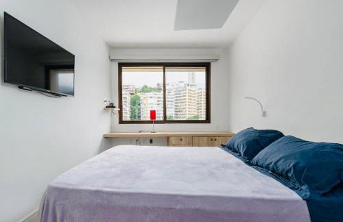 LEBLON INN RESIDENCIAL LUXUOSO com PISCINA, rooftop, academia, sauna, Varanda dentro do apt com VISTA DESLUMBRANTE, limpeza diária estilo hotel , cozinha completa 50 metros do posto 12 pauloangerami DFL15 - Foto 10