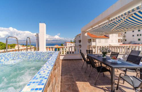 La Perla Apartments - Photo 47