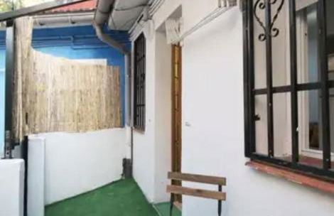 Bonito Estudio con terraza - Photo 12