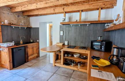 Rez-de-jardin indépendant dans ferme maraichère bio avec grand jardin privatif clos et arboré - Foto 14