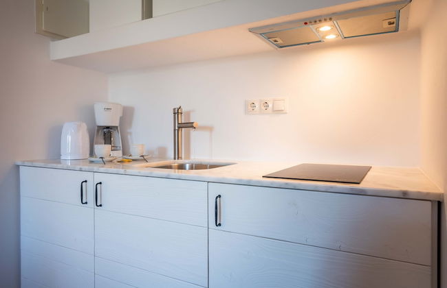 Milia Gi Suites - Photo 13