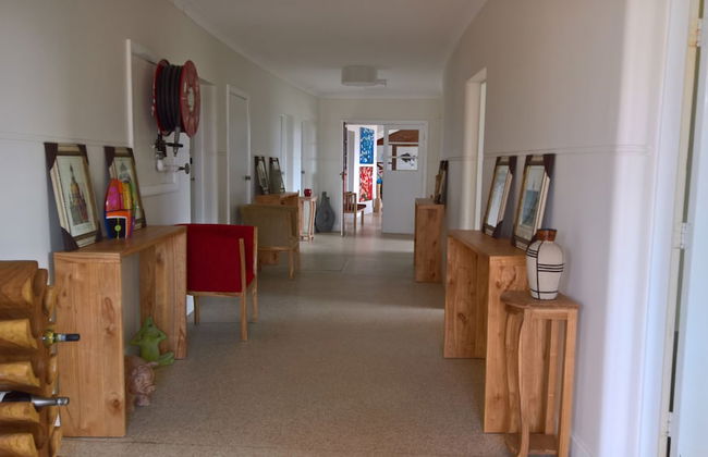 Kernow Charters Towers - Photo 38