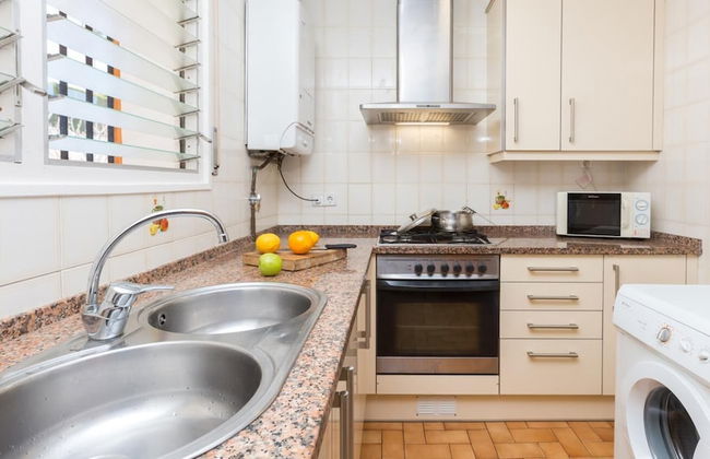 Tensi in Blanes With 5 Bedrooms and 2 Bathrooms - Photo 10