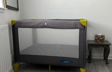 The Coach House 2 - Bedroom Apartment Sleeps 5 - Photo 11