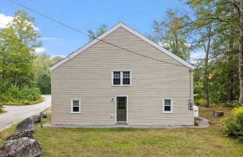 Comfy Large Bungalow - 4 Bed 1BA On Private Pond - Foto 9