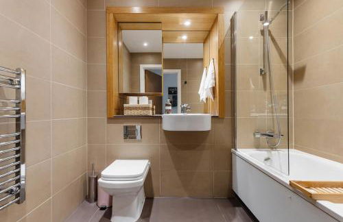 Luxury Apartment - 5 Mins to Canary Wharf & Excel - Foto 16