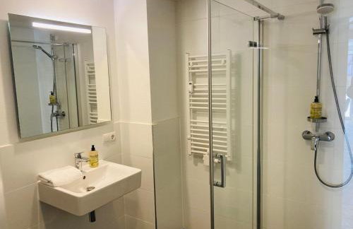 Ferienwohnungen & Monteurunterkunft "Mainbogen-Blick" - Photo 13