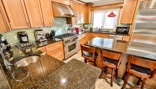 Mountain house w/ stunning views & gourmet kitchen - Foto 2