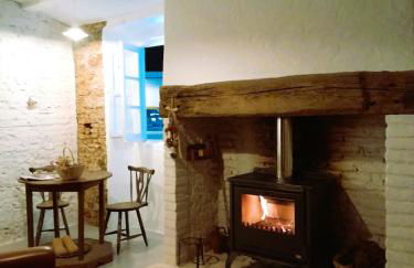 Casas Velhinhas - Apartº Aconchego e Apartº Calmaria - Foto 1