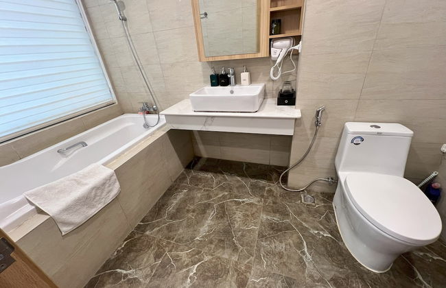 Stunning Ocean View Apartment in FLC Sea Tower - Photo 47