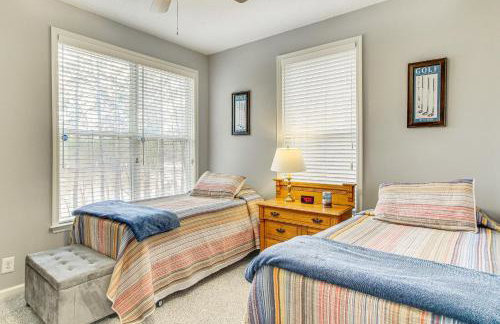 Scenic Water Views Lakefront Home in McCormick! - Foto 14