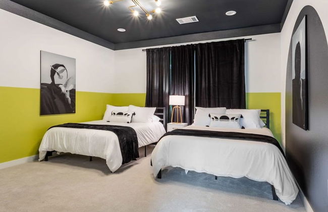 5 000 SQ FT Private 10br Compound DT 6 Min Drive - Photo 44