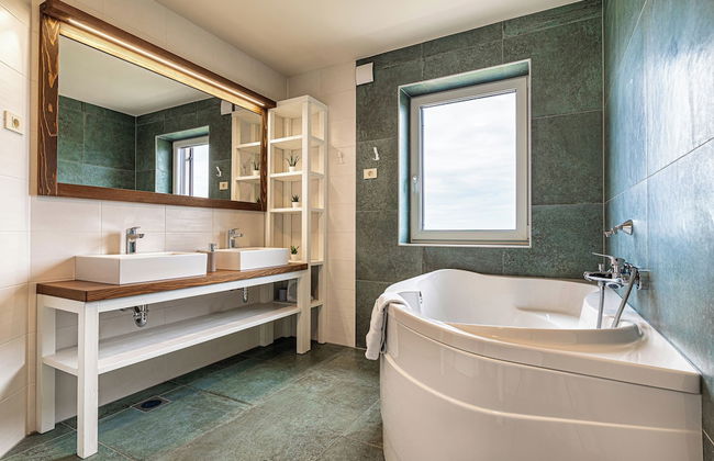 Luxury Pool Villa Gradin - Photo 24